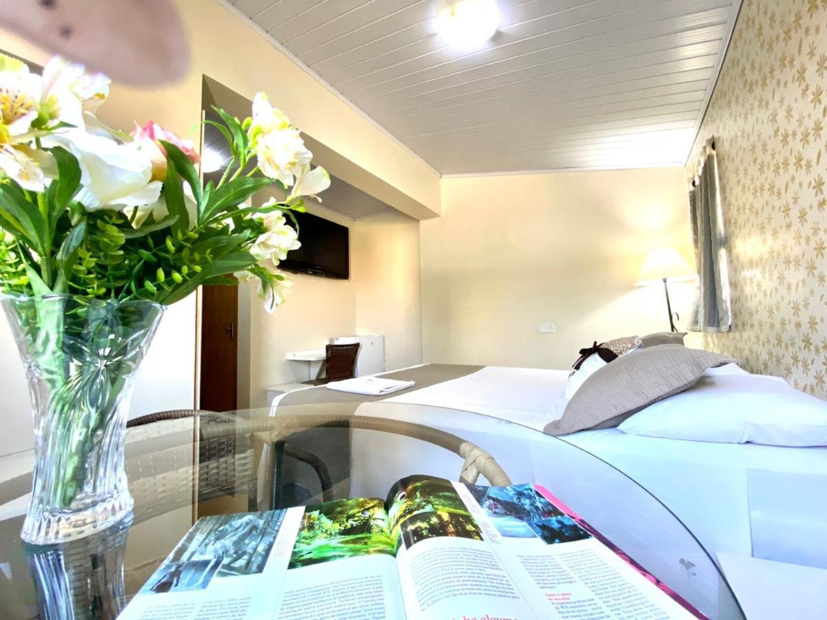 Queiroz Palace Hotel Siqueira Campos Eksteriør billede